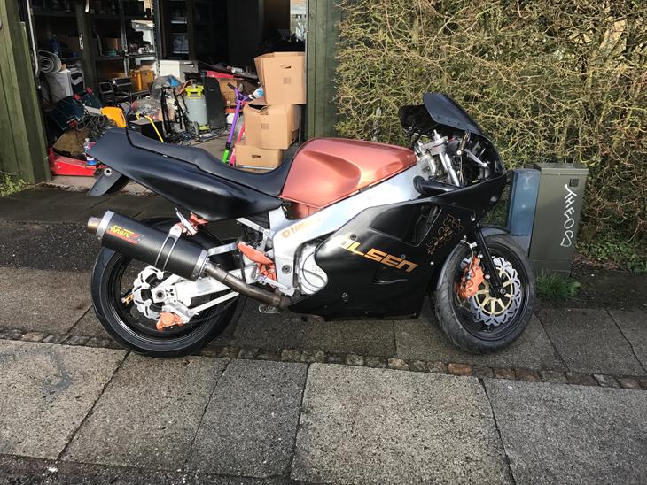 Yamaha FZR 1000 EXUP billede 1