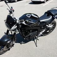 Hyosung GT 250 EFI Naked