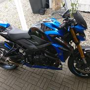 Suzuki gsx-s 750 - yoshimura edition