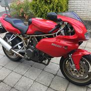 Ducati 750 SuperSport ie nuda