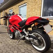 Ducati Monster S2R 1000