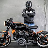 Yamaha XV 750 Bobber/Cafe Racer (SOLGT)