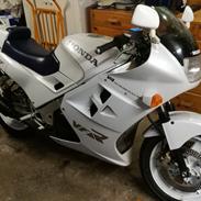 Honda VFR 750 RC24