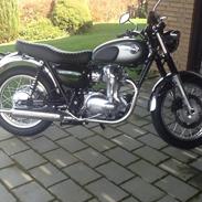 Kawasaki W800