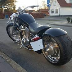 Suzuki VS 1400