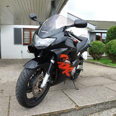 Honda CBR 600 F PC35 - solgt