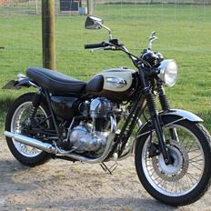 Kawasaki W650