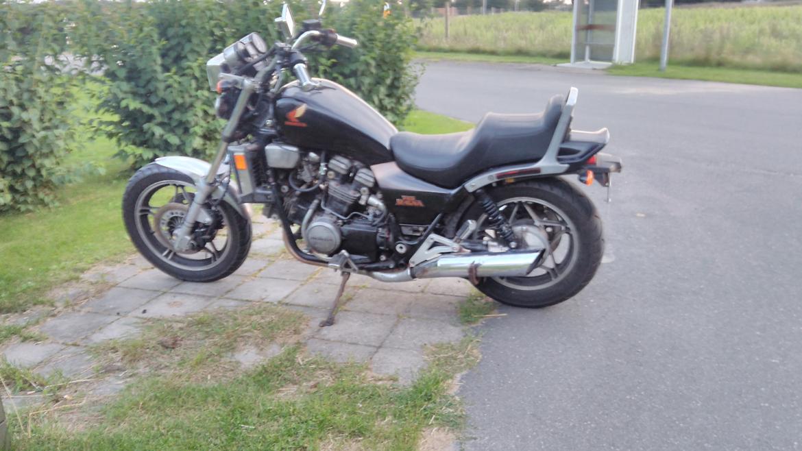 Honda Vf 1100 V65 Magna billede 2