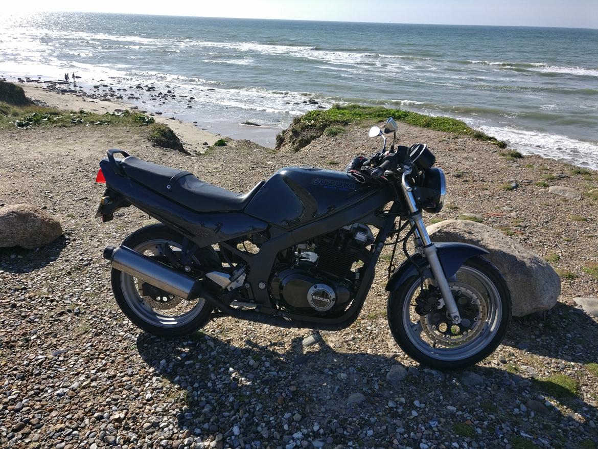 Suzuki GS 400 E - Ved Hirtshals fyr billede 2