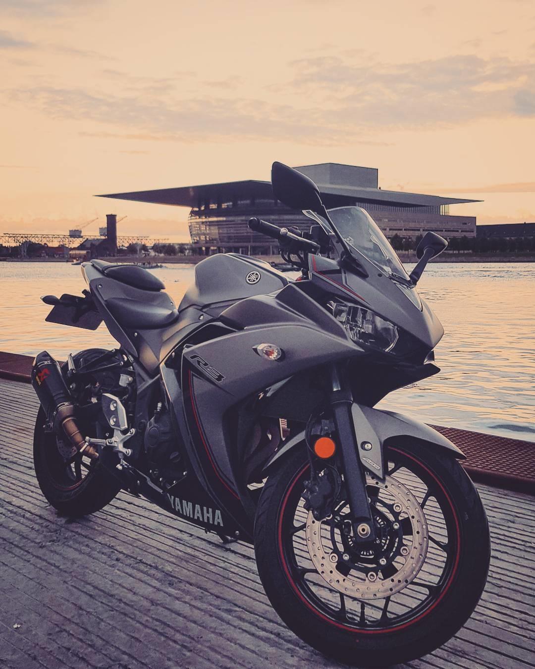 Yamaha YZF R3 billede 2