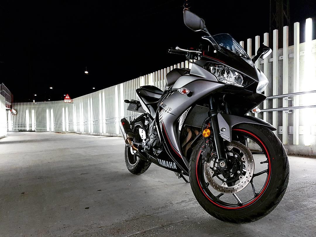 Yamaha YZF R3 billede 6