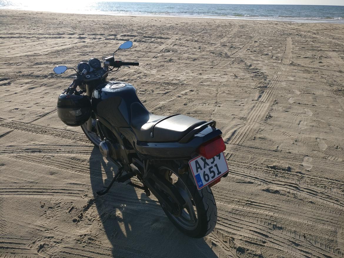 Suzuki GS 400 E - Saltum strand billede 12