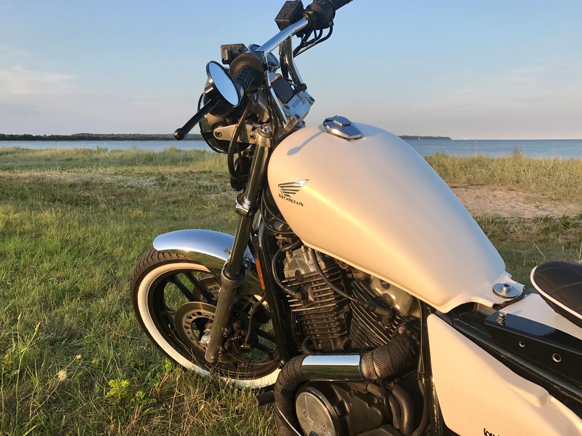 Honda VT700 billede 4