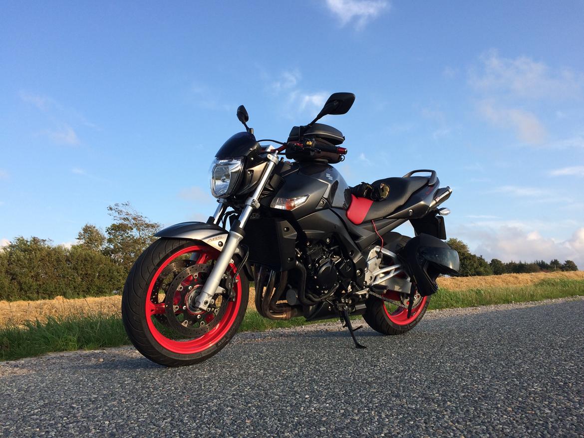 Suzuki GSR 600 A billede 25