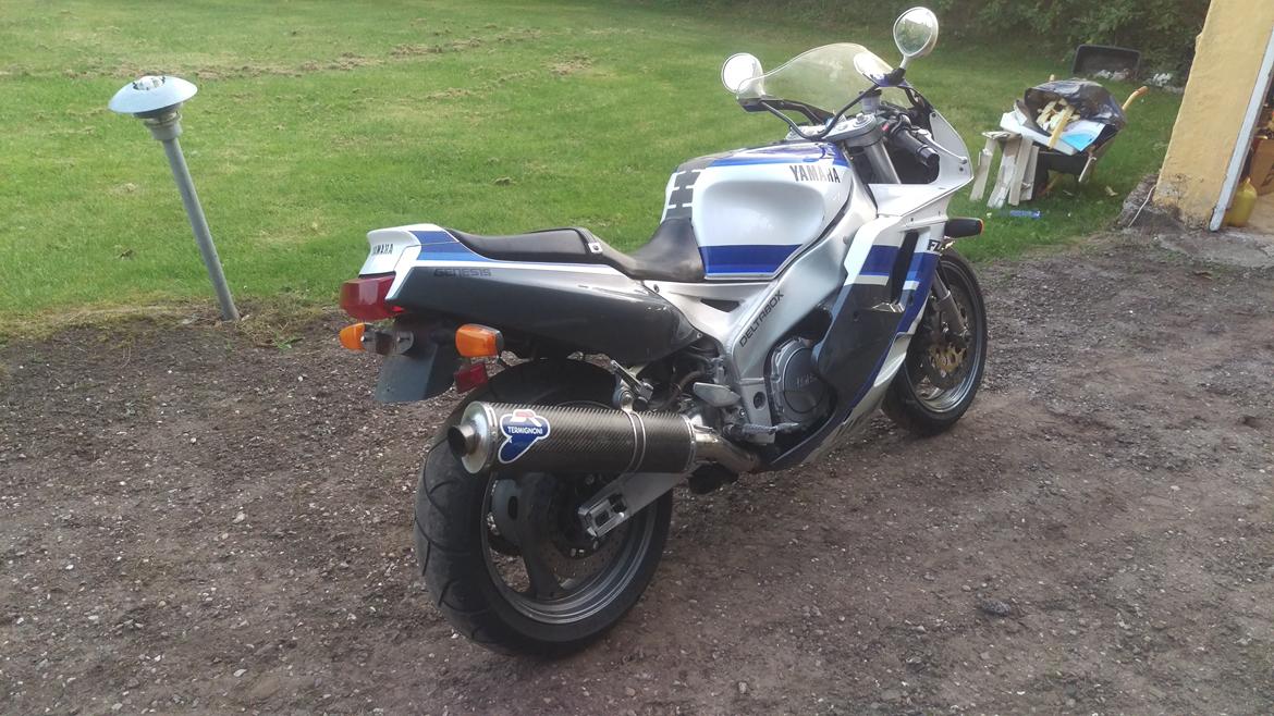 Yamaha Fzr 1000 exup billede 3