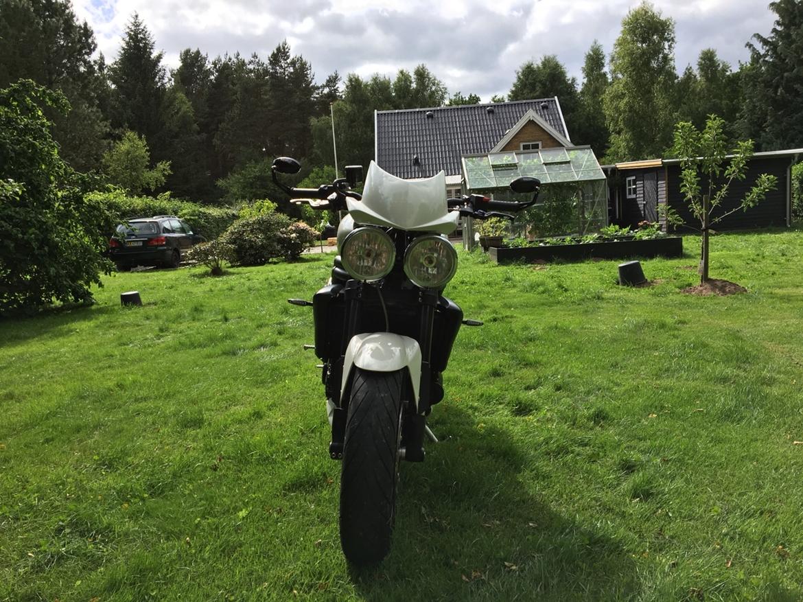 Triumph Speed Triple 1050 (solgt) billede 5