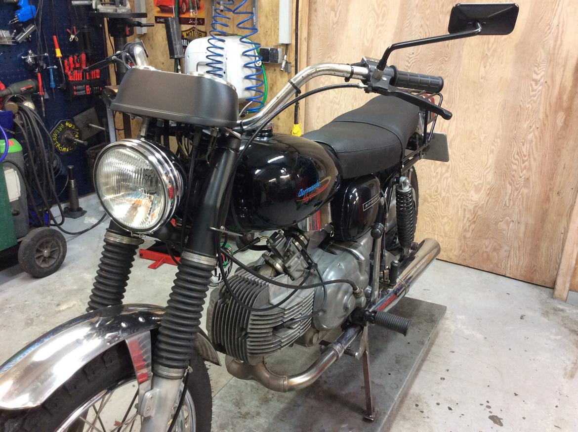 Harley Davidson Aermachi SS Sprint 350 kubik billede 7