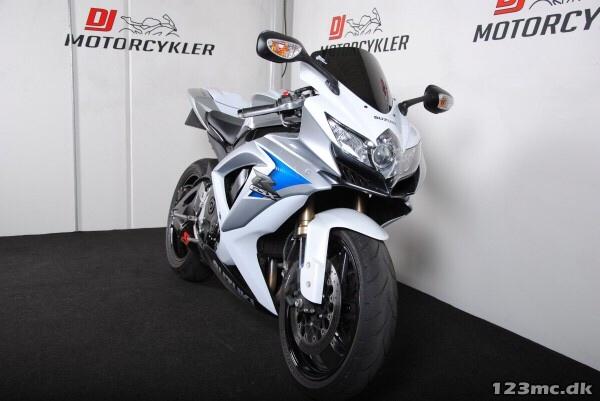 Suzuki GSXR 600 K8 billede 15