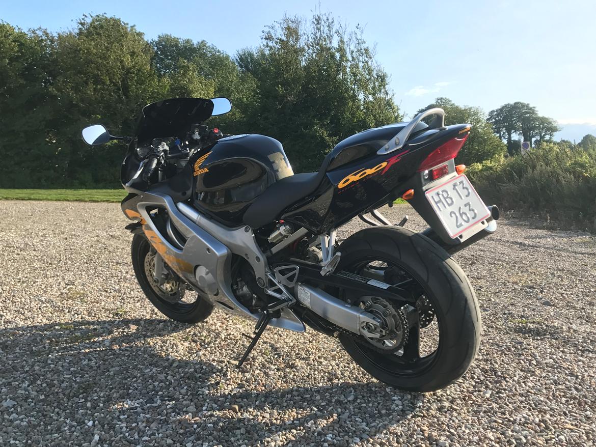 Honda CBR 600 F4 billede 8