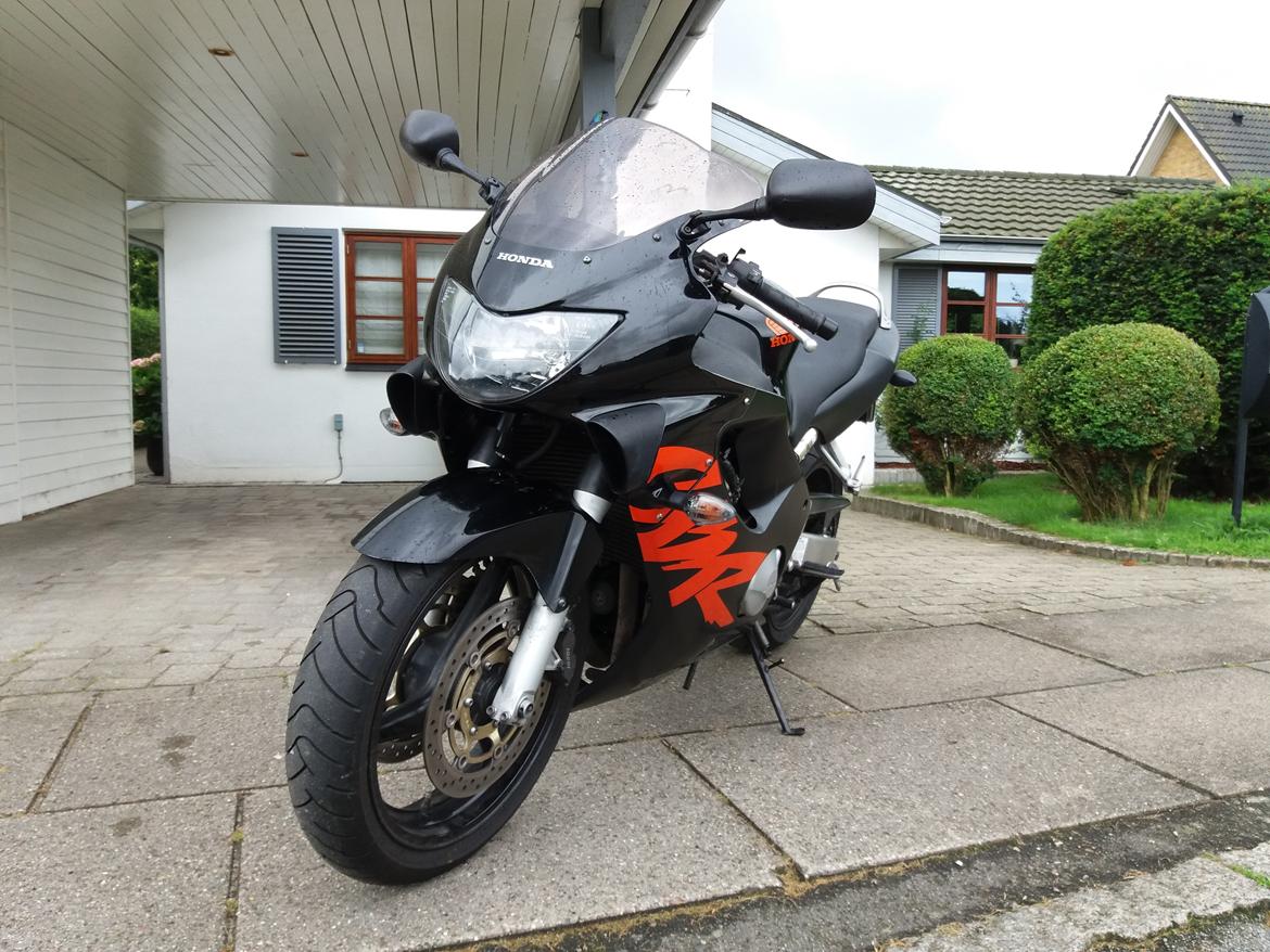 Honda CBR 600 F PC35 - solgt billede 2