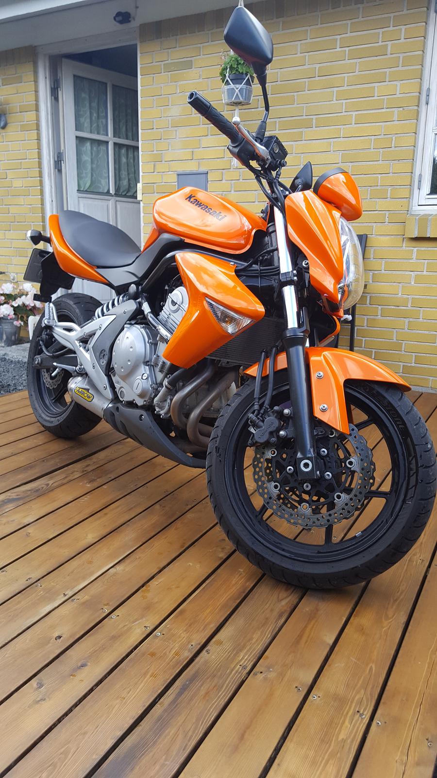 Kawasaki ER6N  billede 1