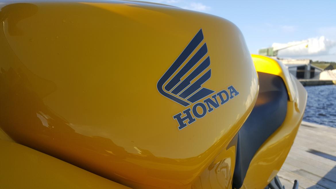 Honda VFR 800 FI billede 1
