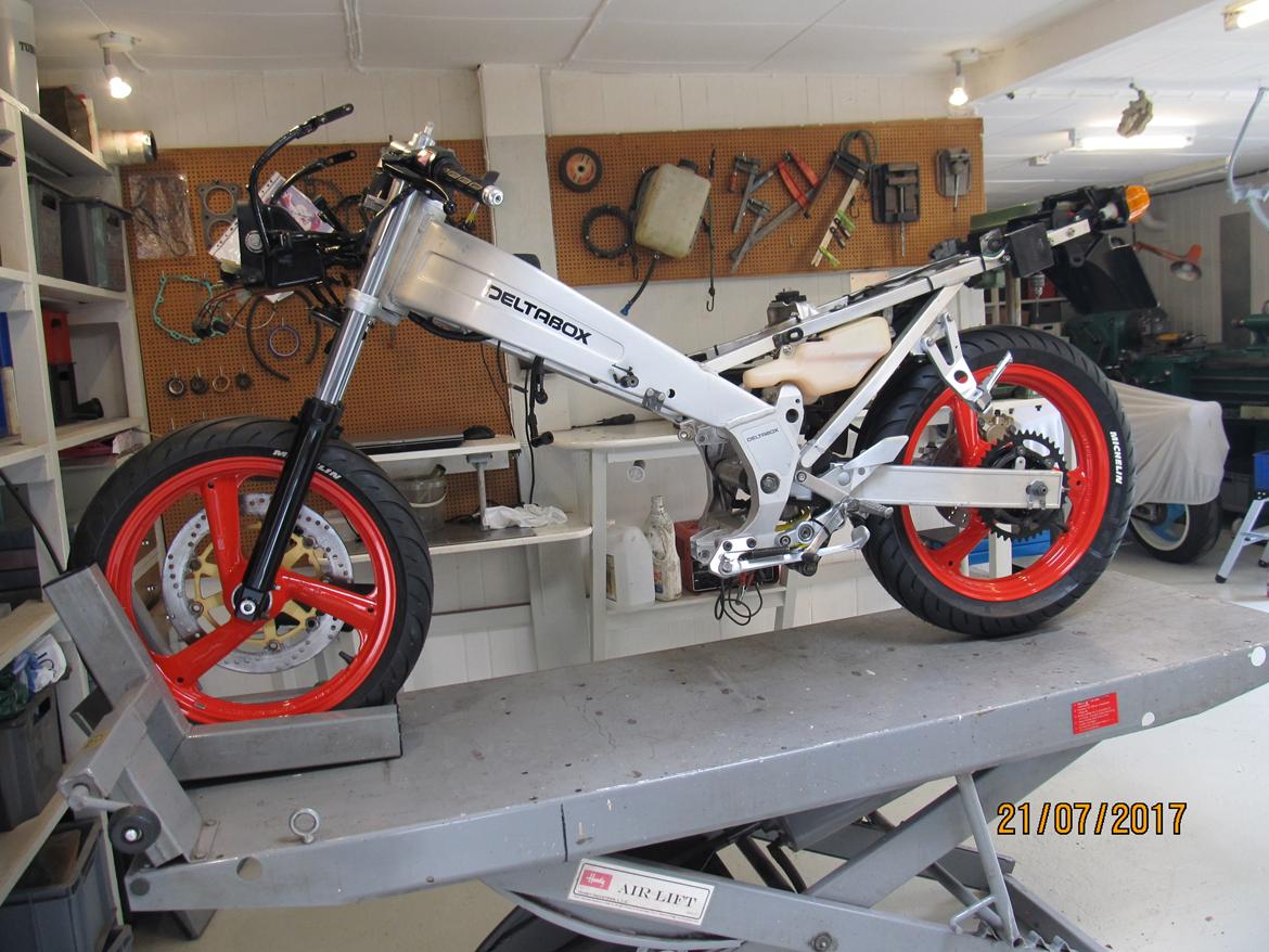 Yamaha TZR FIII Hasegawa billede 5