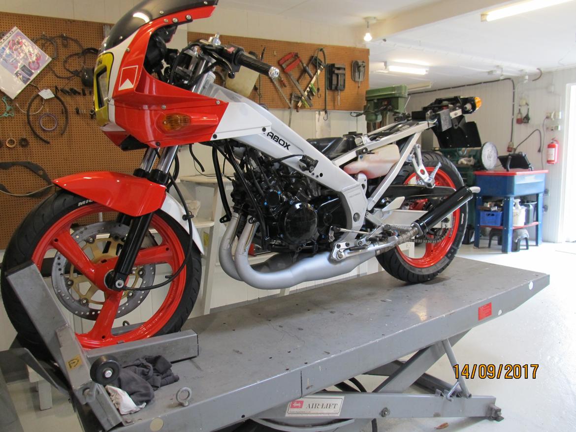 Yamaha TZR FIII Hasegawa billede 10