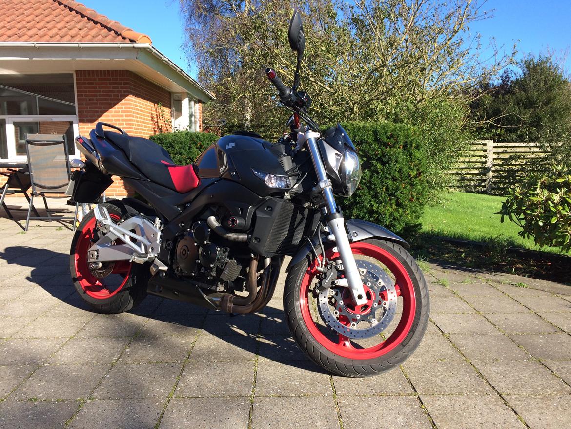 Suzuki GSR 600 A billede 5