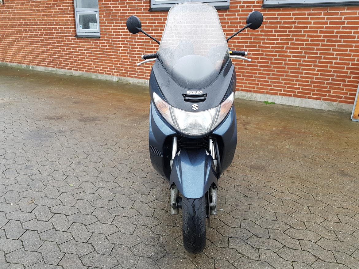 Suzuki Burgman AN 400 (Solgt) billede 7