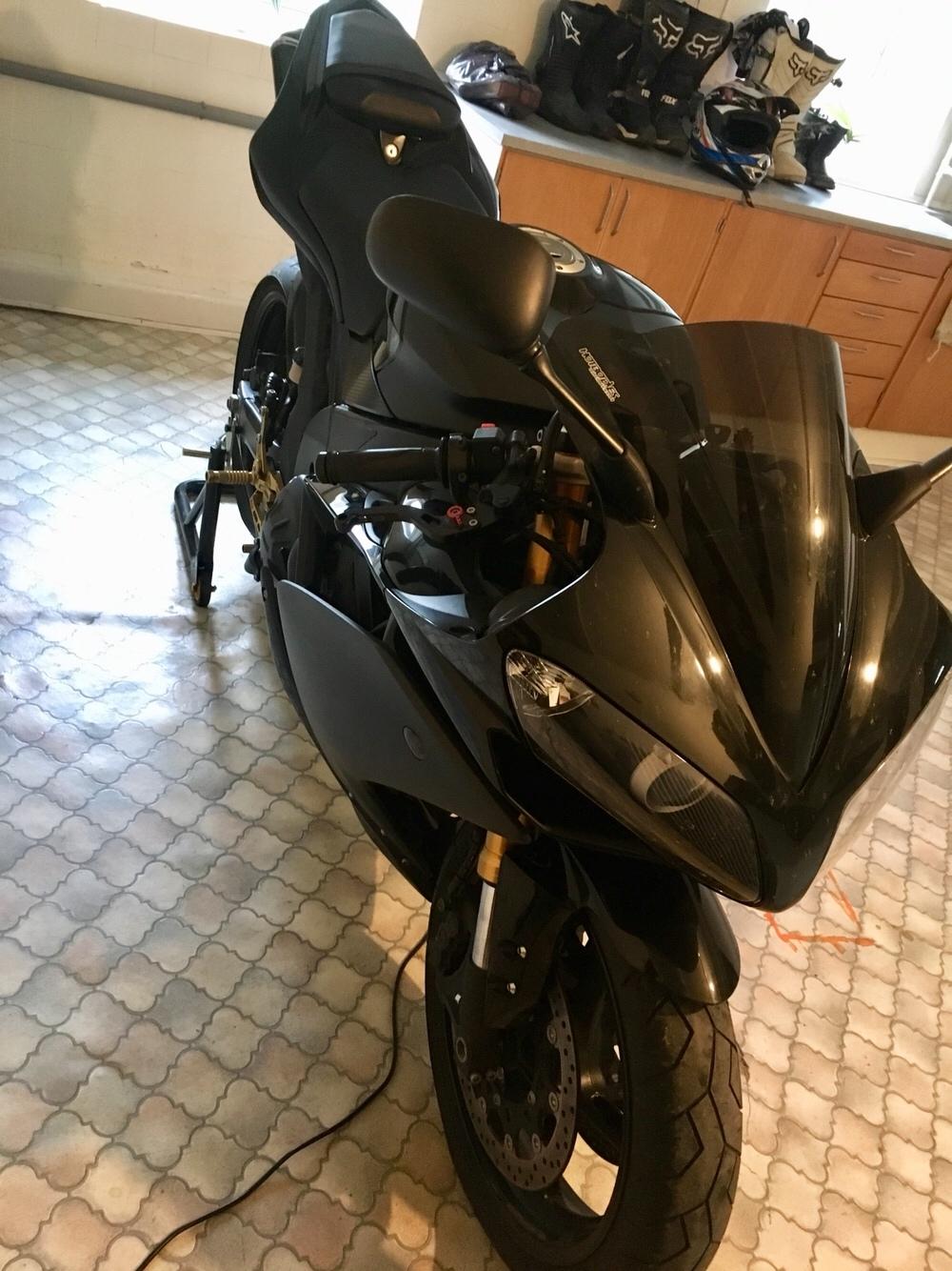 Yamaha YZF R1 billede 3