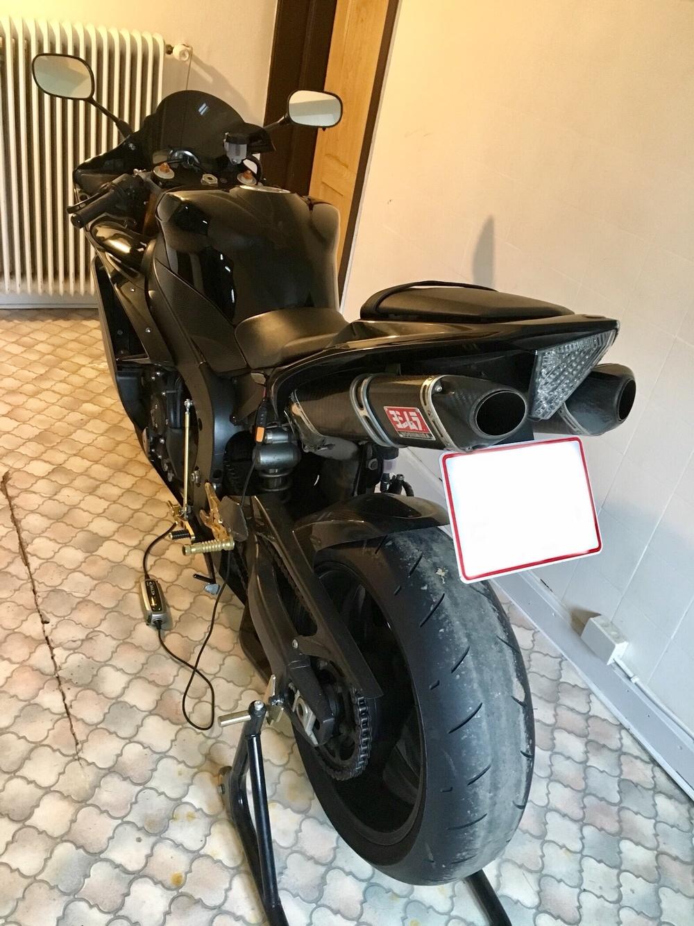 Yamaha YZF R1 billede 6