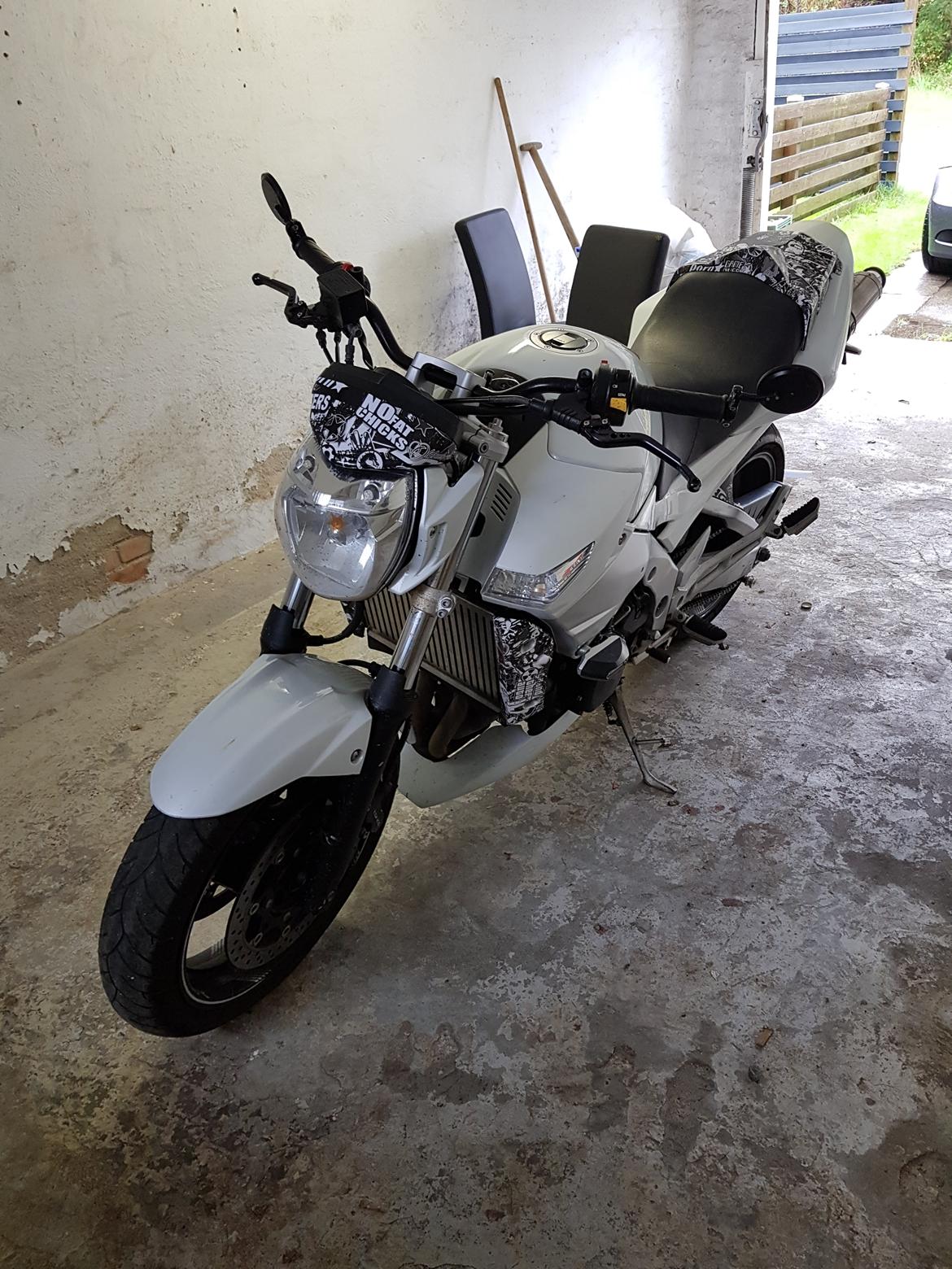 Suzuki GSR 600cc billede 1