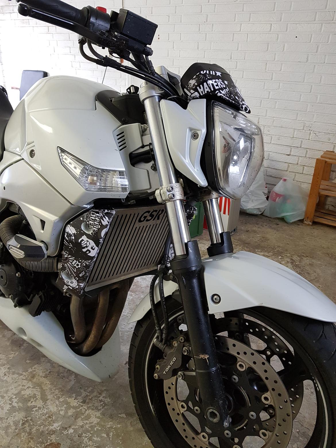 Suzuki GSR 600cc billede 4