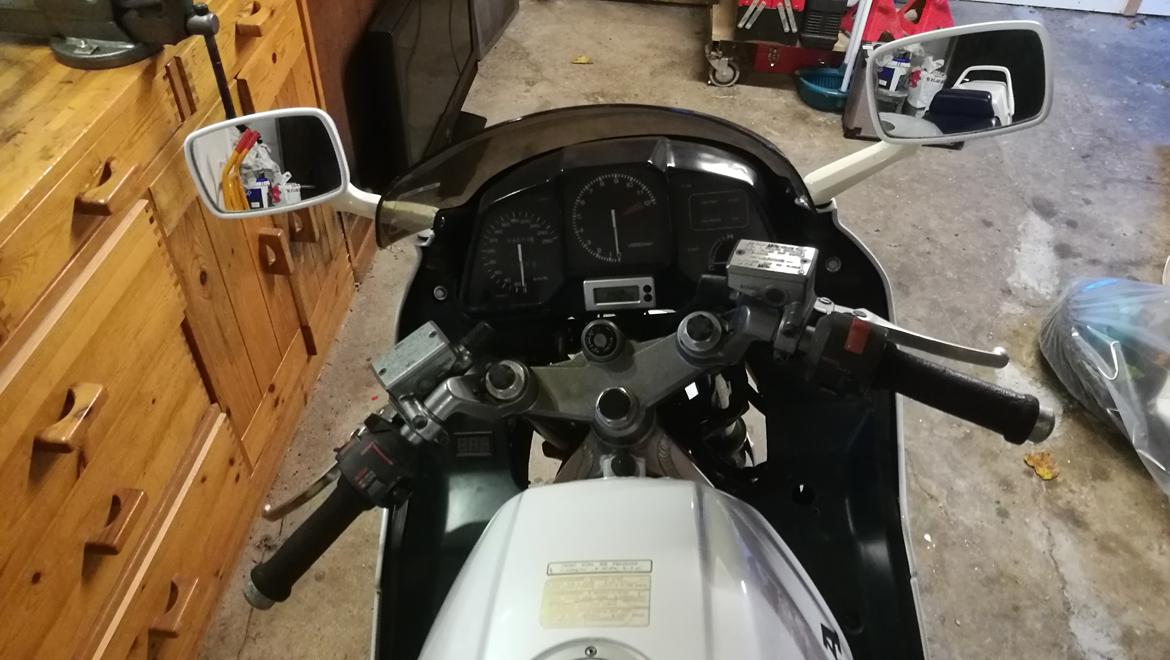 Honda ( SOLGT ) VFR 750 RC24 billede 5