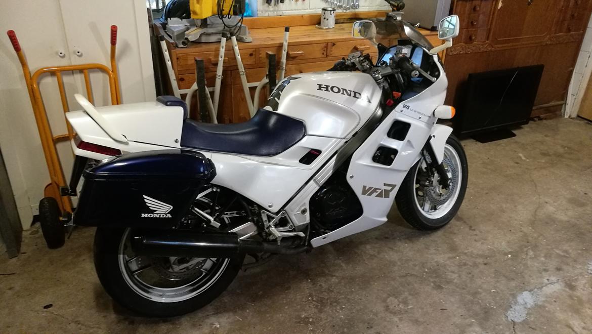 Honda ( SOLGT ) VFR 750 RC24 billede 6