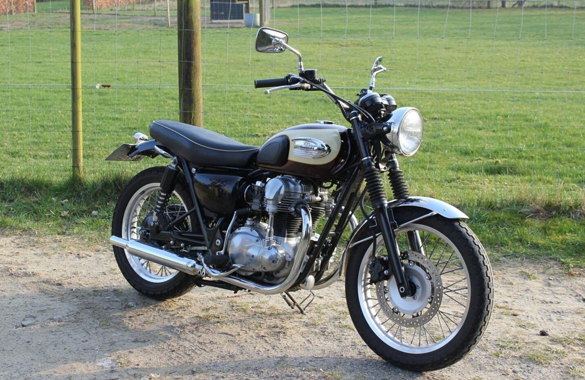 Kawasaki W650 billede 1