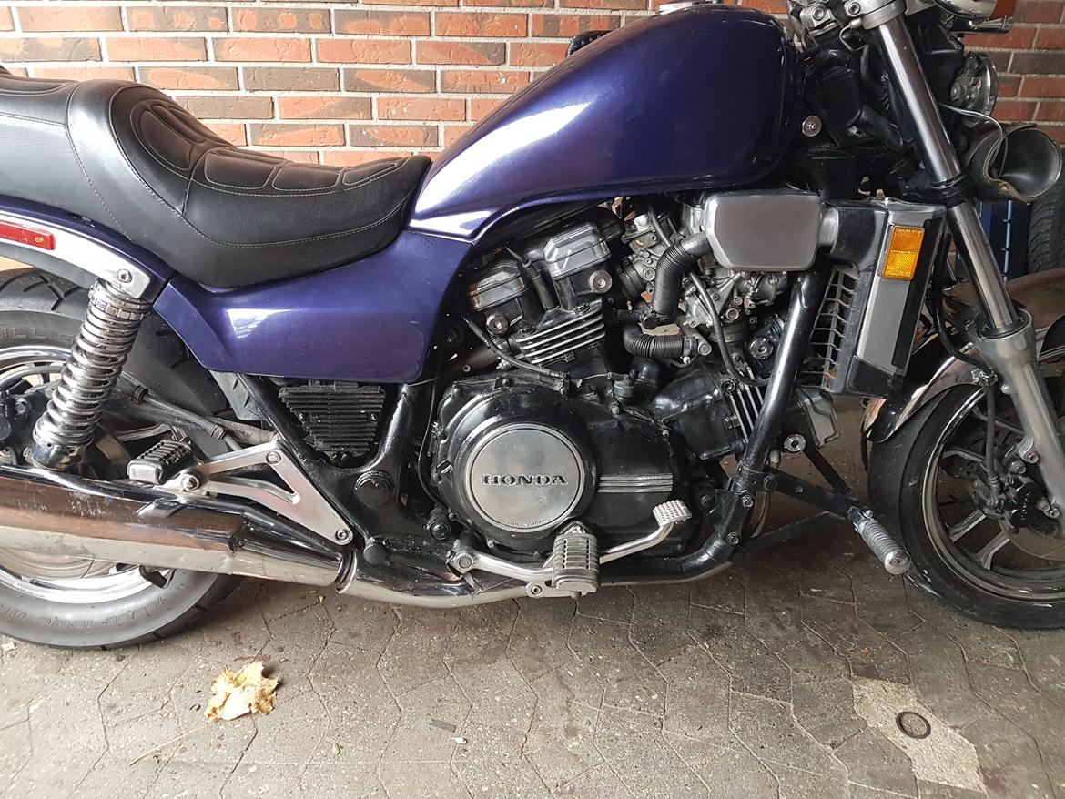 Honda vf 1100 c 65 Magna  billede 3