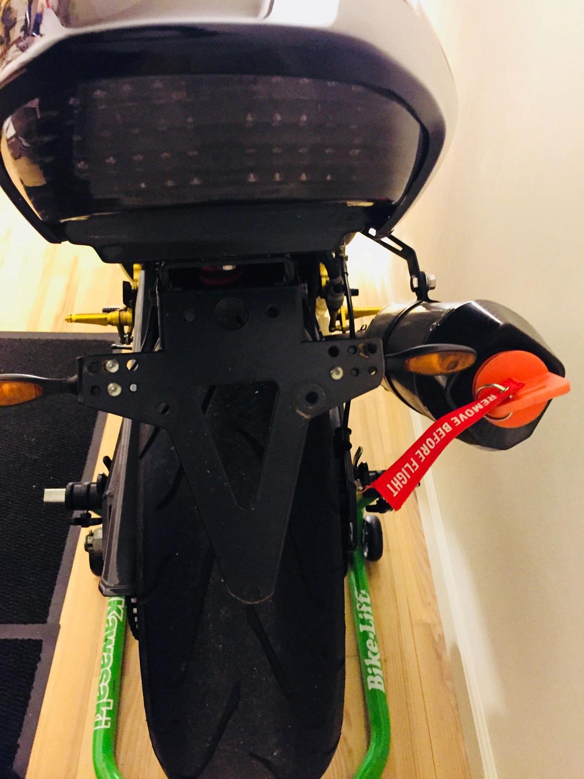 Kawasaki ZX12R billede 9