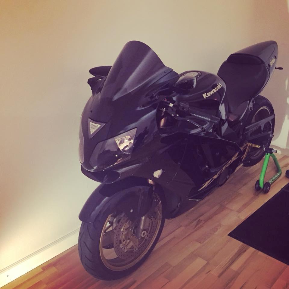 Kawasaki ZX12R billede 5
