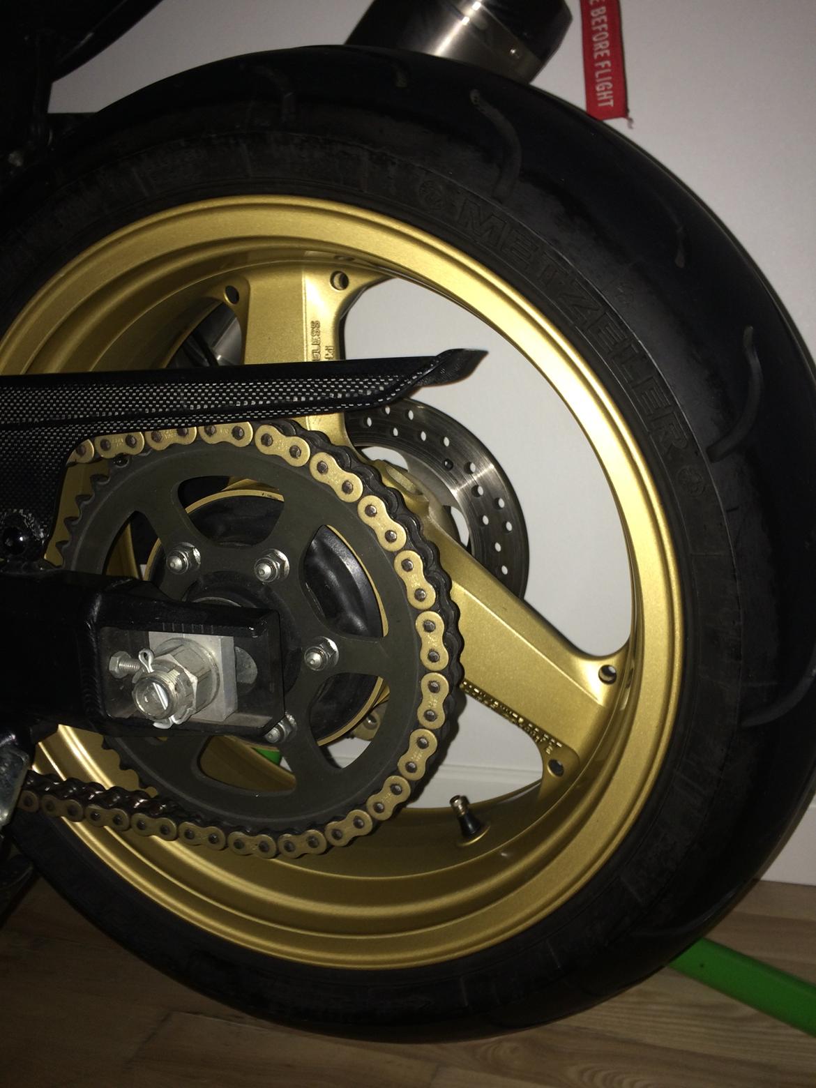 Kawasaki ZX12R billede 14