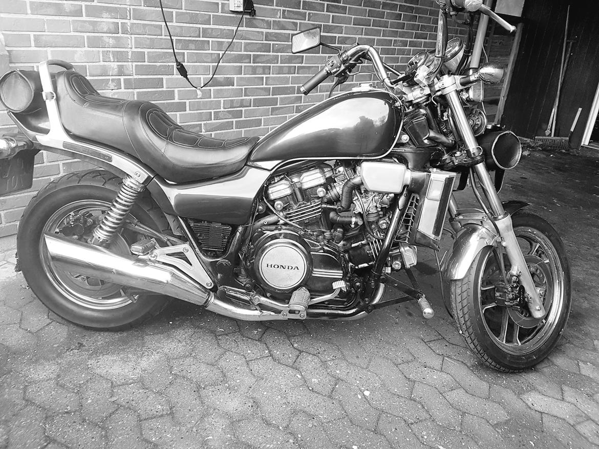 Honda vf 1100 c 65 Magna  billede 6