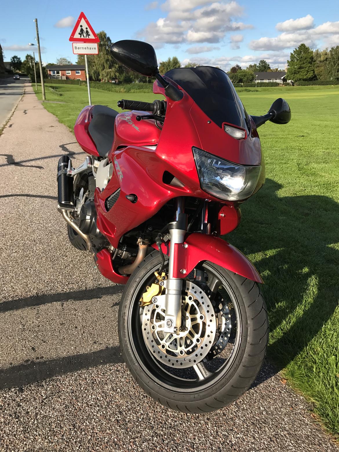 Honda VTR 1000 billede 1