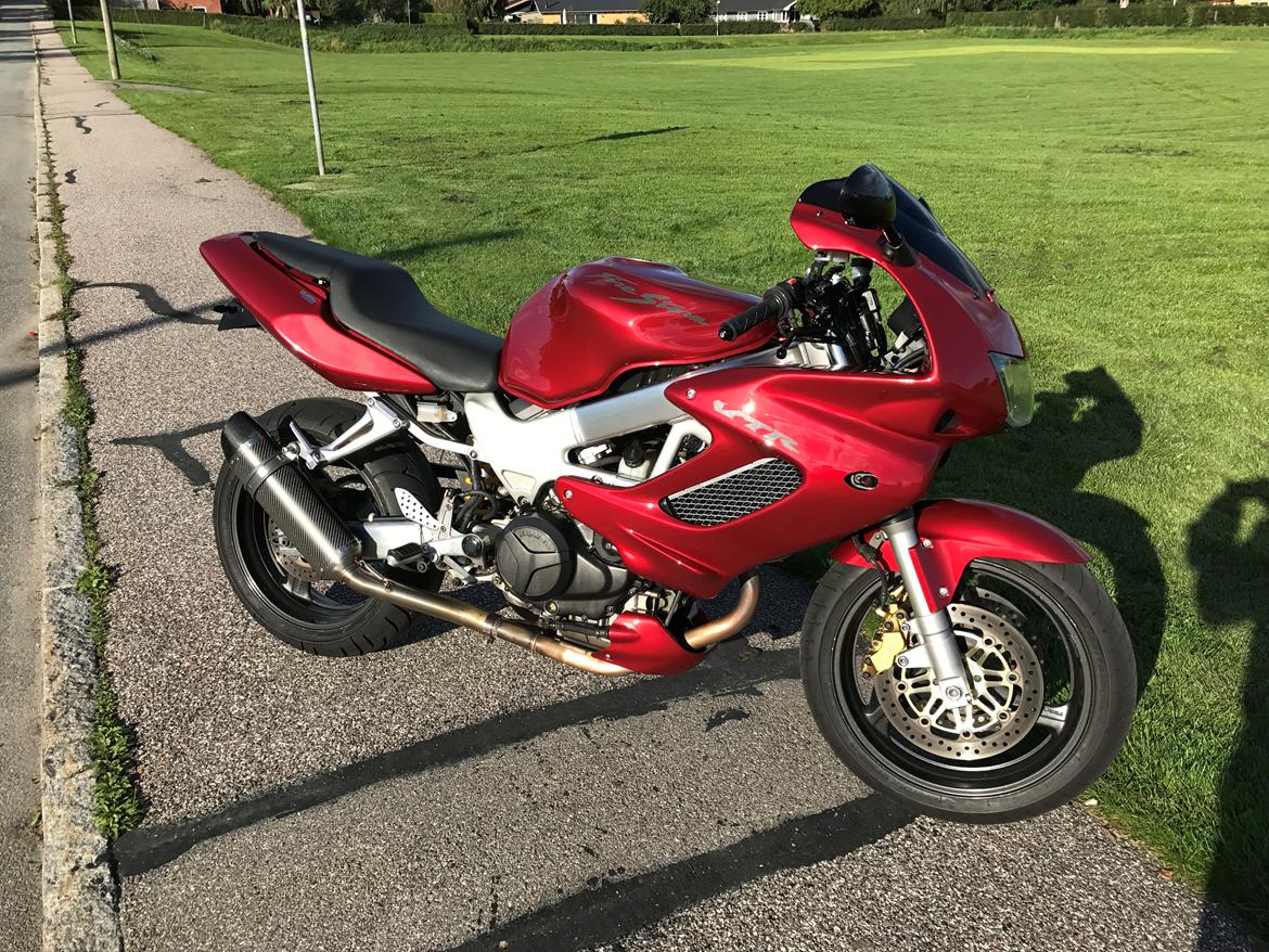 Honda VTR 1000 billede 3