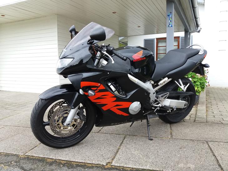 Honda CBR 600 F PC35 solgt 1998 Kører ikke så meget