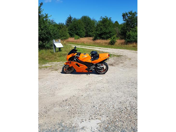 Kawasaki ZXR 750 billede 1