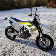Husqvarna 701 Supermoto