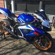 Suzuki GSX-R K7 solgt