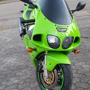 Kawasaki ZX-7R