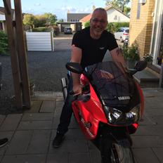 Yamaha Thunderace 1000 r